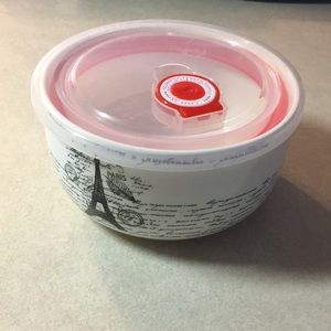 EUC porcelain Eiffel Tower bowl with heating lid